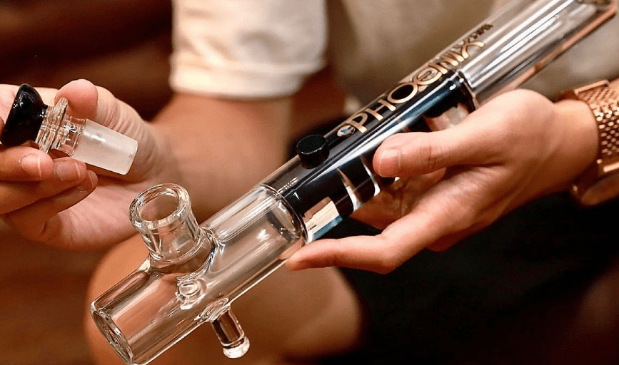 GLASS PIPE